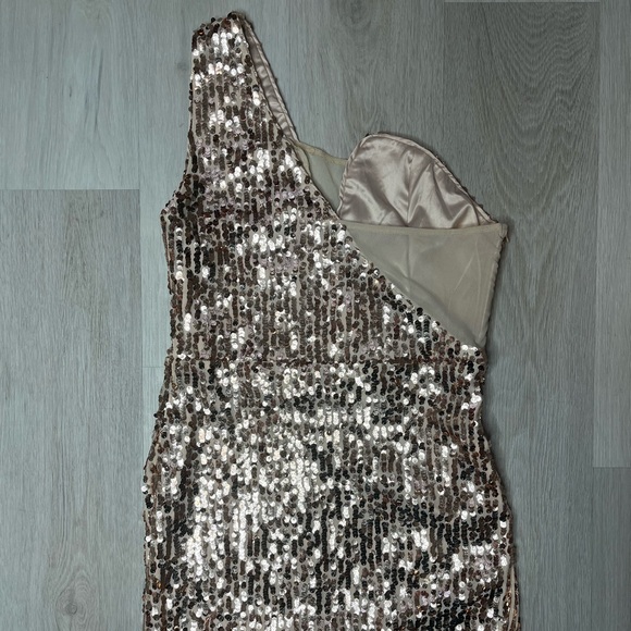 FASHION NOVA My Special Occasion Sequin Dress. NWOT! Never worn! Great stretch! - Picture 3 of 11